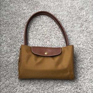 Longchamp La Pliage Nylon Shoulder Tote in Camel